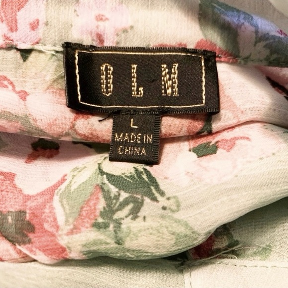 OLM Mint Green Floral Ruffle Trim Tie Neck Blouse
Size Large - Picture 14 of 15